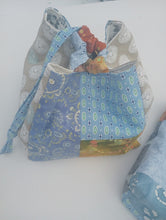 Square bottom project bag