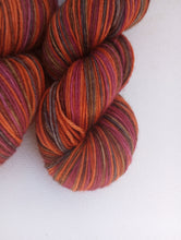 Muffin-ish - Self-Striping Sock yarn (Yarny McYarnface)