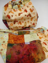 Sneaky Cats square bottom project bag