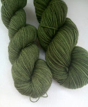 Table Queen Acorn Squash - Semi-Solid sock yarn